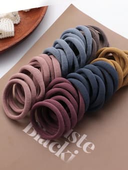 Hair tie